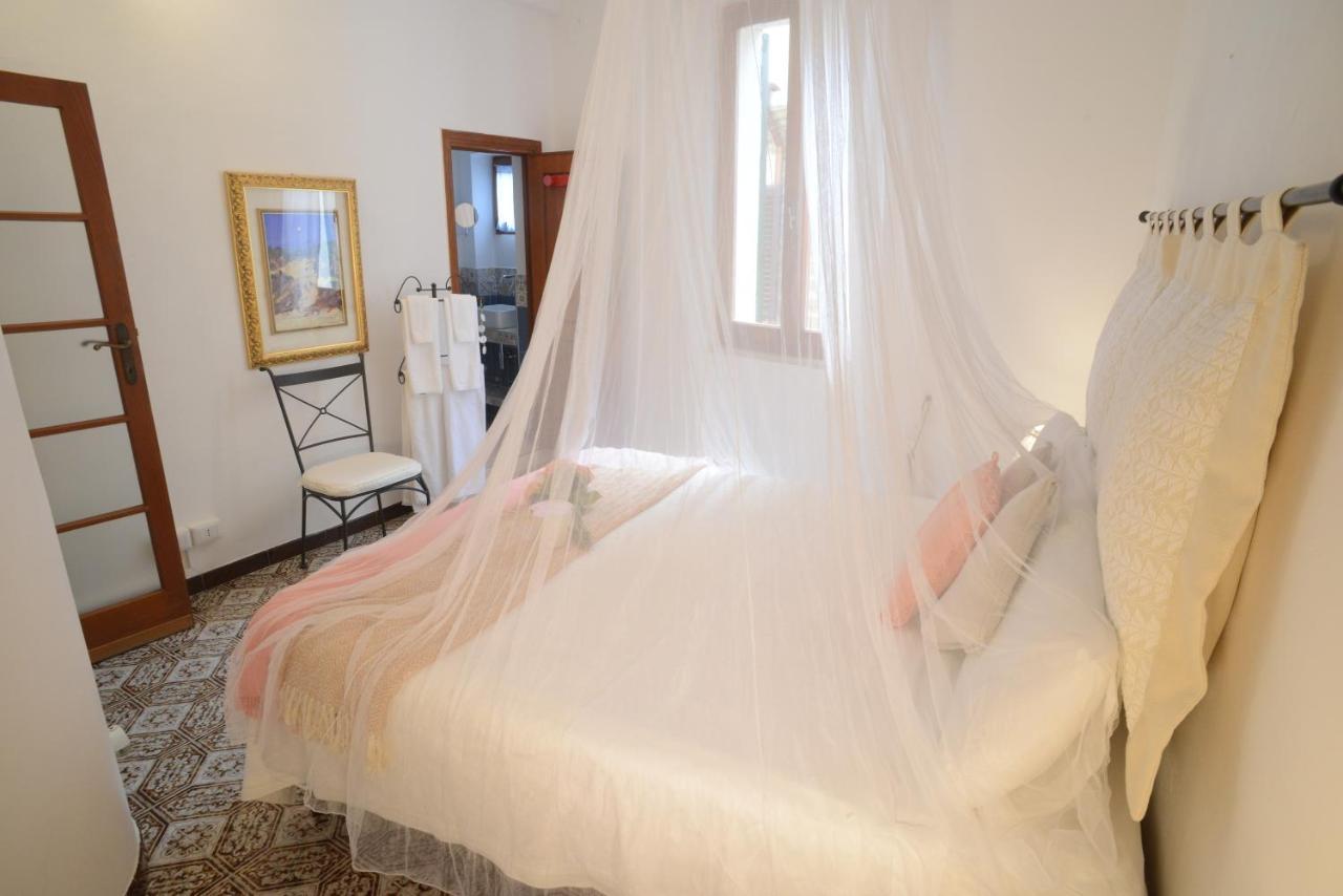 Old Town Secret Garden Appartement Alghero Buitenkant foto