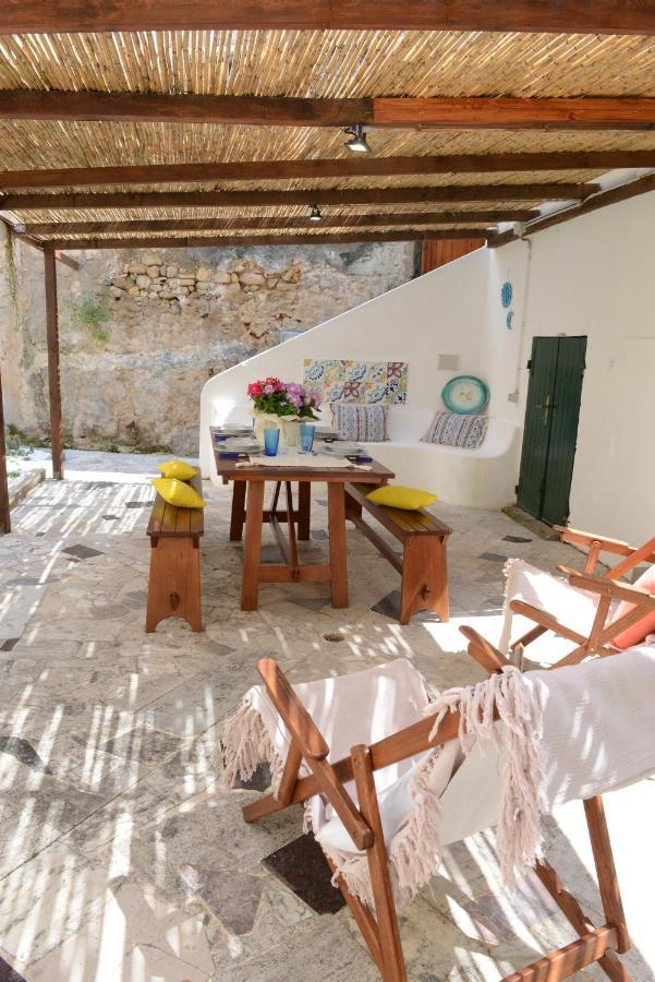 Old Town Secret Garden Appartement Alghero Buitenkant foto