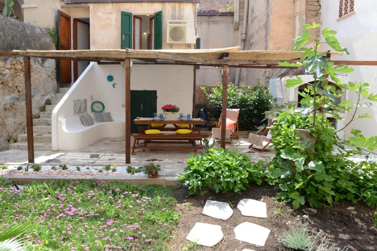 Old Town Secret Garden Appartement Alghero Buitenkant foto