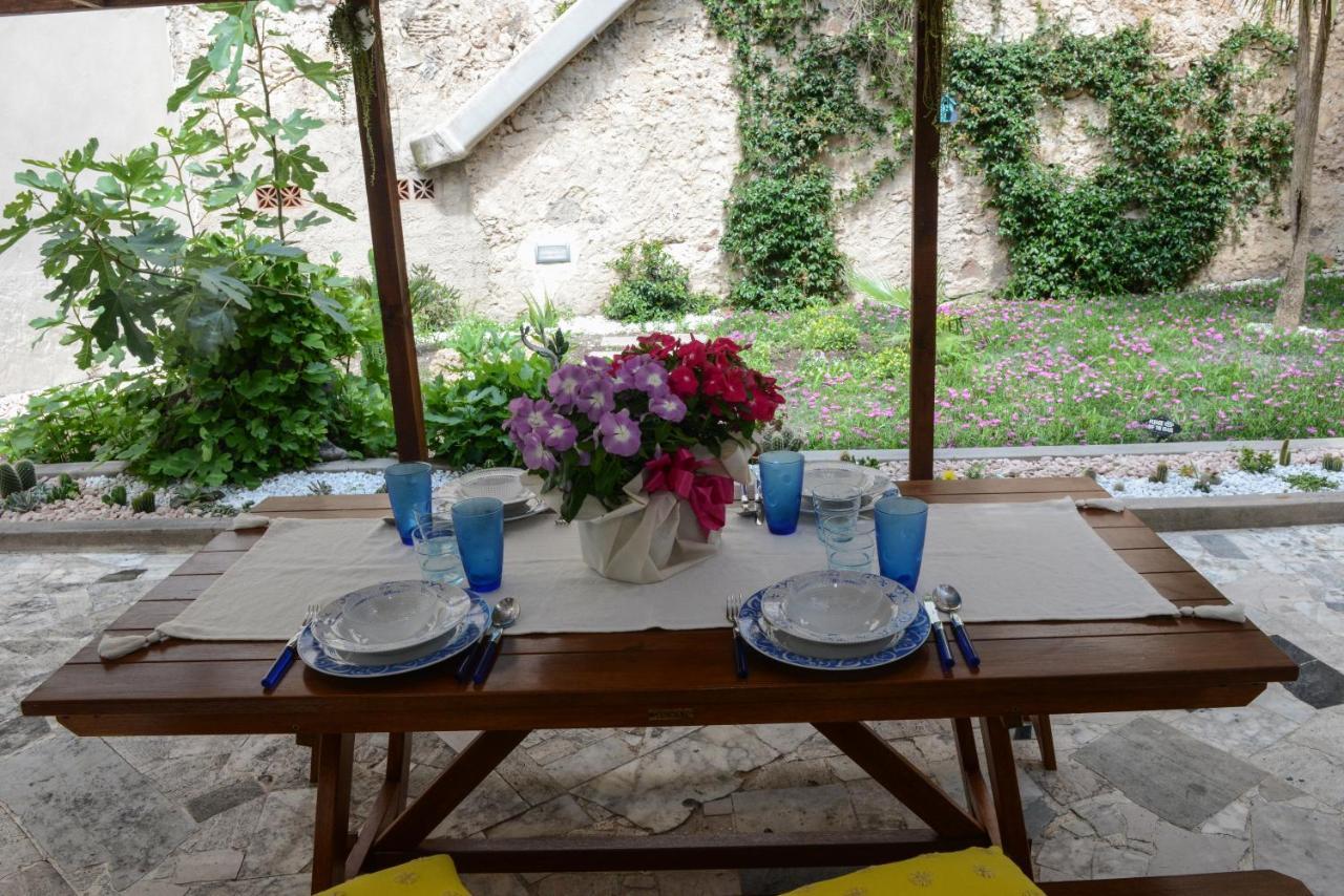 Old Town Secret Garden Appartement Alghero Buitenkant foto